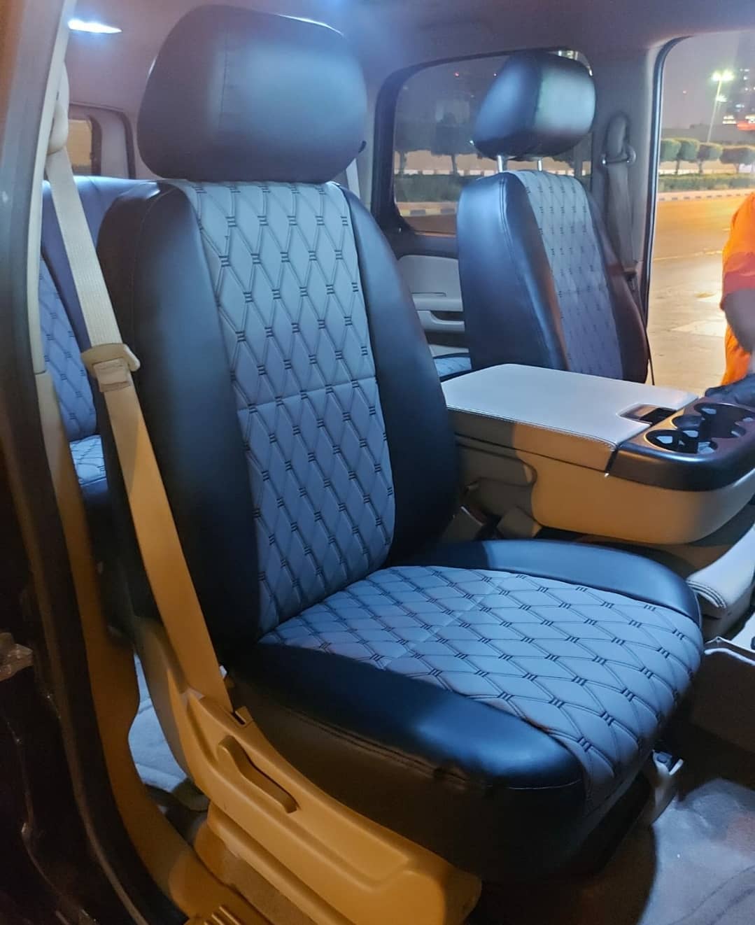 Custom car seats for large SUV in Kuwait - Chevy Tahoe 2013